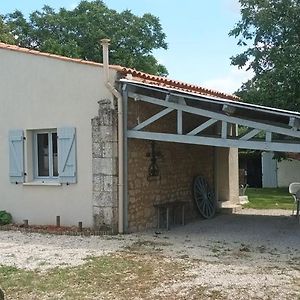 Villa Le Clos Des Chevaliers à Pons Exterior photo