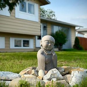 Gi Cozy Nestled Home Leduc Exterior photo