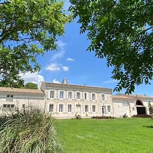 Bed and Breakfast Domaine De Lanis - Maison D'Hotes Avec Parc Et Piscine à Castelnaudary Exterior photo