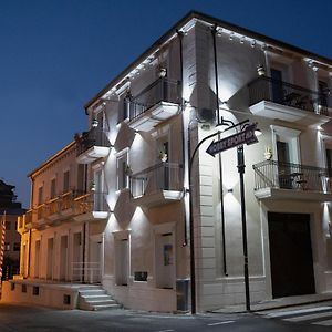 Antico Palazzo Del Corso By Home Dardano Crosia Exterior photo