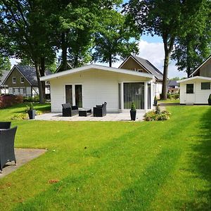 Villa Limburg-Chalet à Susteren Exterior photo