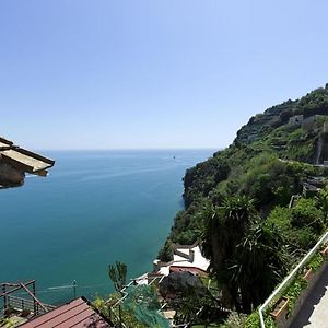 Bed and Breakfast La Lanterna à Cetara Exterior photo