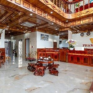 Hotel Khach San Pham Gia Đà Nẵng Exterior photo