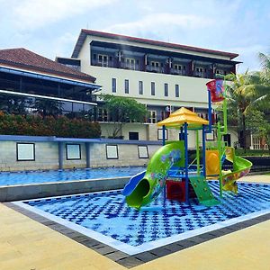 Hotel Asyana Sentul Bogor Exterior photo