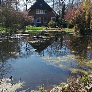 Bed and Breakfast De Geheime Tuin - Uitzicht à Epe Exterior photo