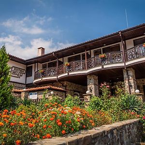 Hotel Семеен Хотел Ажур à Kotel Exterior photo