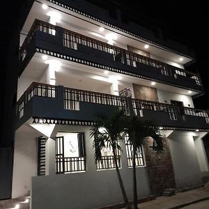 Hotel Hostal Marina Samana Exterior photo