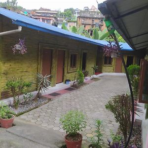 Hotel New Bamboo Palace Gorkhā Exterior photo