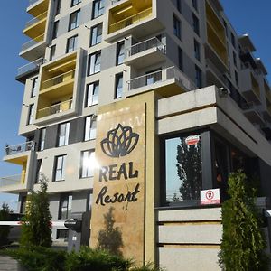 Real Resort-Apartament Cu 2 Camere In Cartier Rezidential Ploieşti Exterior photo