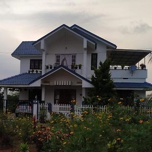 Appartement Daffodil à Kannur Exterior photo
