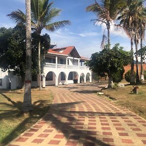 Hotel Villa Noel Chinauta Exterior photo