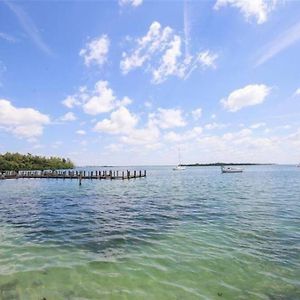 ***Bermuda-Esque Island Cottage! Steps To Sand!*** Longboat Key Exterior photo