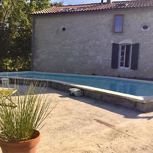 Bed and Breakfast Belle Et Spacieuse Chambre D'Hotes Avec Piscine à Savignac-de-Duras Exterior photo