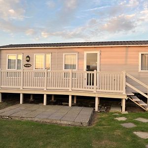 Staycay Luxury Caravan Seasalter Exterior photo