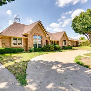 Villa Charming Texas Escape, Near Cedar Hill State Park! à Duncanville Exterior photo