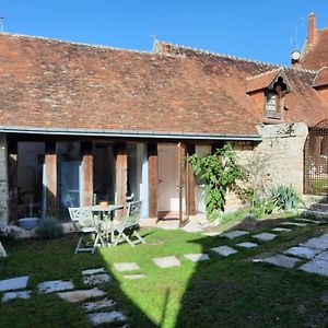 Villa Gite De Charme - La Cure Pontlevoy Exterior photo