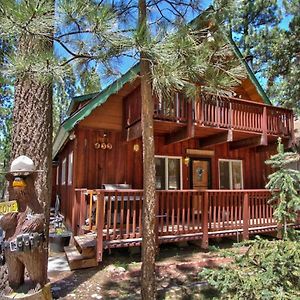 Villa Deputy Bears Retreat With Free Wi-Fi And Bbq Grill à Big Bear City Exterior photo