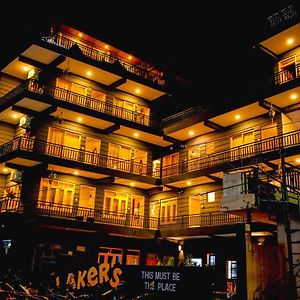 Hotel Lakers B And B à Pokhara Exterior photo