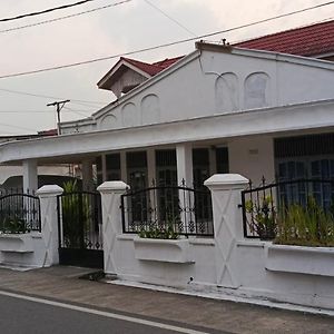 Hotel Bukittinggi Penginapan Terdekat Exterior photo