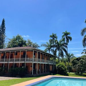 Villa Hacienda La Lorena à Pereira Exterior photo