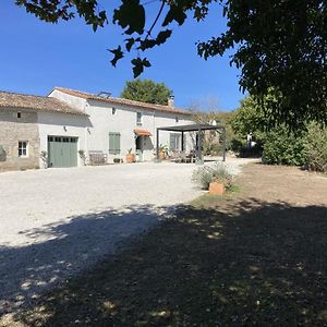 Bed and Breakfast La Ruche à Paizay-Naudouin-Embourie Exterior photo