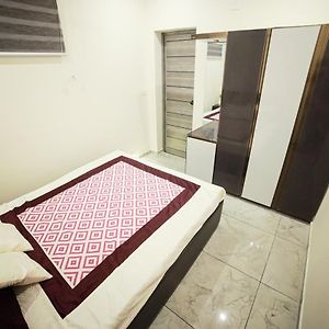 Appartement Shams Al Imarat à Palakkad Exterior photo