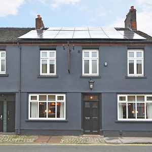 Hotel The Masons Arms à Newcastle-under-Lyme Exterior photo