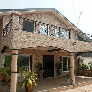 Bed and Breakfast Pays Properties And Constructions à Afienya Exterior photo