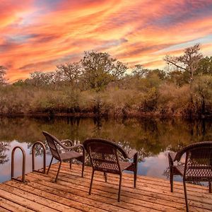 Villa Camp Manatee - Luxury Riverfront Cabin On Santa Fe River With Stunning Views! à Fort White Exterior photo