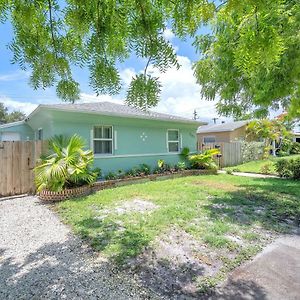 Villa Bluewave Bungalow - #2 Charming & Relaxing 2 1 à Dania Beach Exterior photo