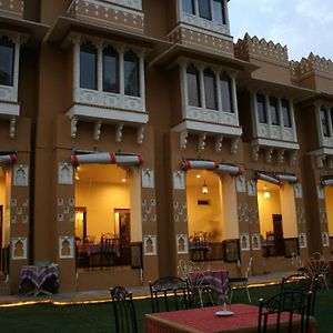 Hotel Pratap Palace à Chittorgarh Exterior photo