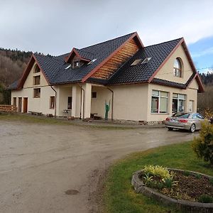 Hotel Magura à Lutowiska Exterior photo