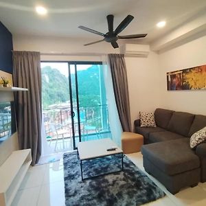 Appartement Sunway Onsen 4-5Pax à Kampong Batu Lapan  Exterior photo