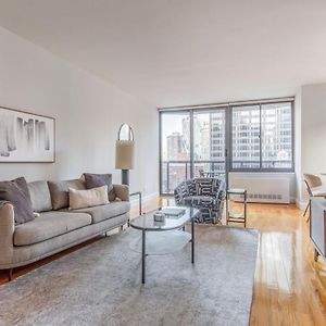 Appartement Midtown 2Br W Doorman Nr Theater District Nyc-1349 à New York Exterior photo