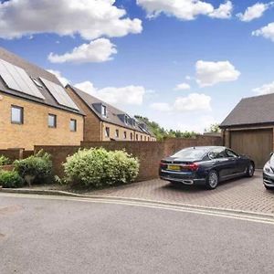 Modern Detached 5 Bedroom House Uxbridge Exterior photo