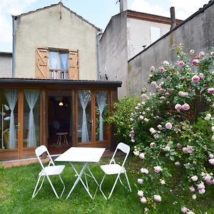 Agreable Maison De Ville Agen Exterior photo