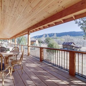 Villa Airy Pine Cabin With Wraparound Deck Near Trails! Exterior photo