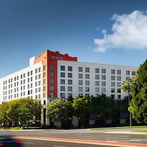 Hotel Zessa Orange County Airport, A Doubletree By Hilton Santa Ana Exterior photo