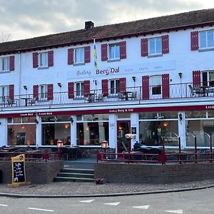 Hotel Gasterij Berg En Dal à Slenaken Exterior photo