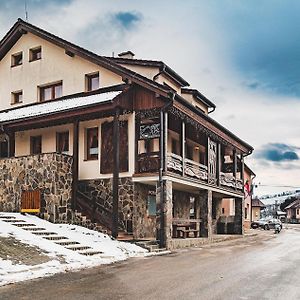 Hotel U Gorala à Lesnica Exterior photo