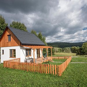 Villa Pastelova Krova - Domki W Bieszczadach à Ustrzyki Dolne Exterior photo