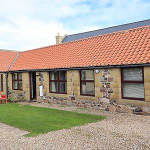 Kittling Cottage Bamburgh Exterior photo