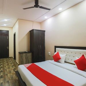 Hotel O Golden Residency B&B Hotel Ghaziabad Exterior photo