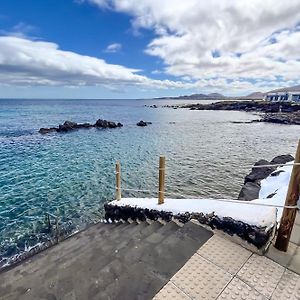 Appartement Casa Burgao Studio With Large Seaview Terrace à Punta Mujeres Exterior photo