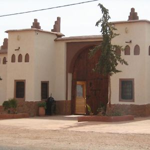 Bed and Breakfast Riad Ecobio à Ait Youl Exterior photo