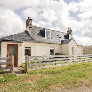 Villa Loubcroy Farm House à Lairg Exterior photo