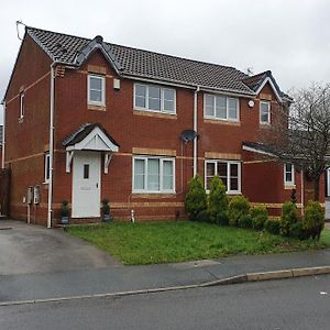 Lovely 3 Bedroom House Manchester Exterior photo