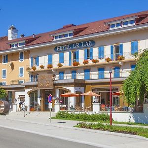 Hôtel-Restaurant Le Lac Malbuisson Exterior photo