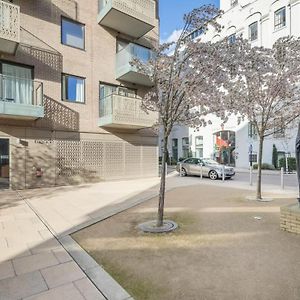 Stylish Apartment 1 Min To Station With Balcony Cambridge  Exterior photo