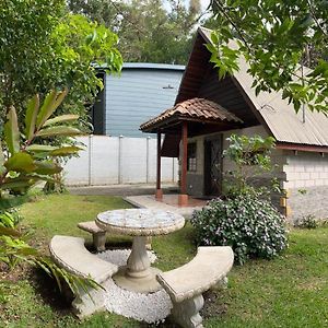 Villa Cabana De Montana Flaki'S à Monteverde Exterior photo